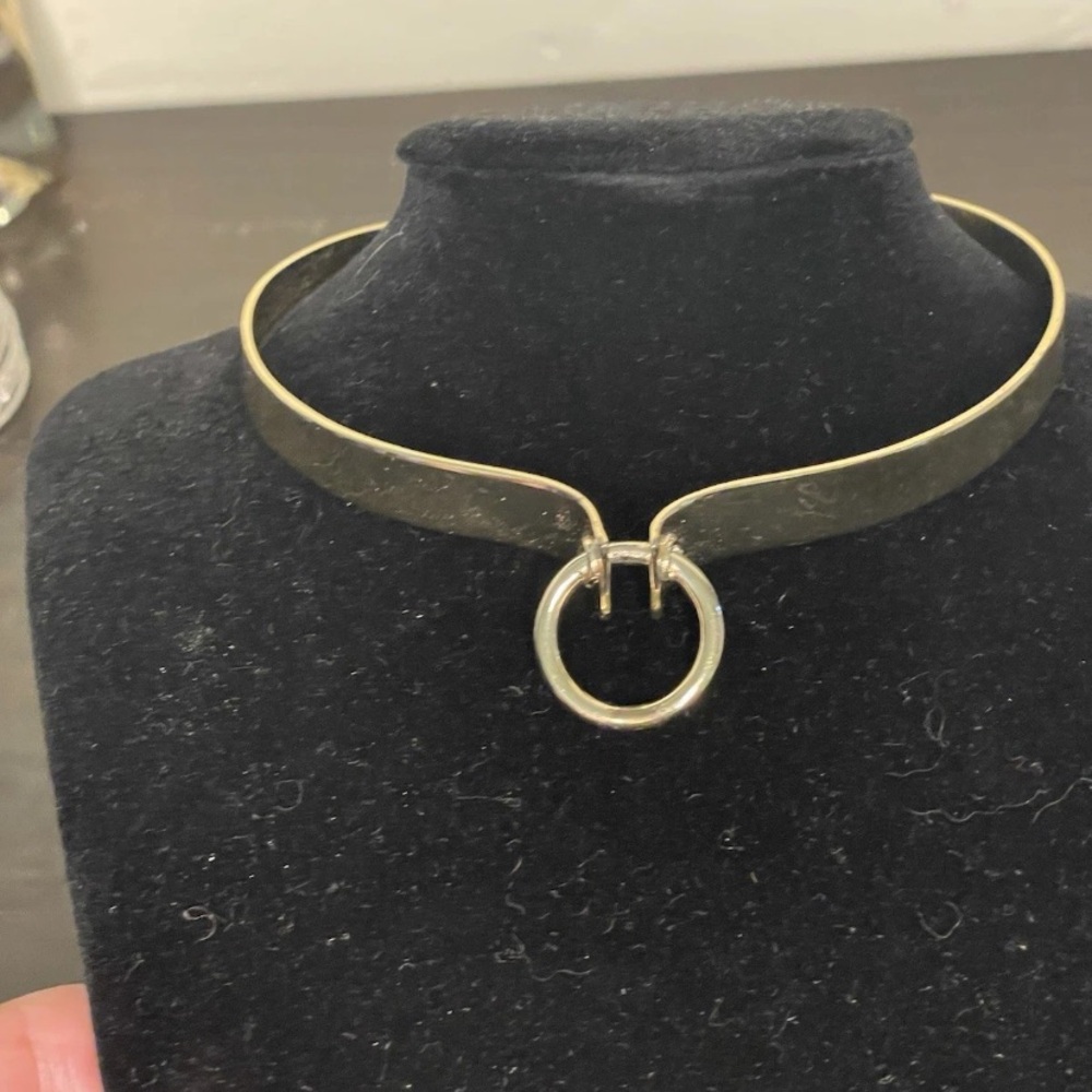 Alexis Bittar Gold Plated Choker Necklace with Circle Pendant. Like new!